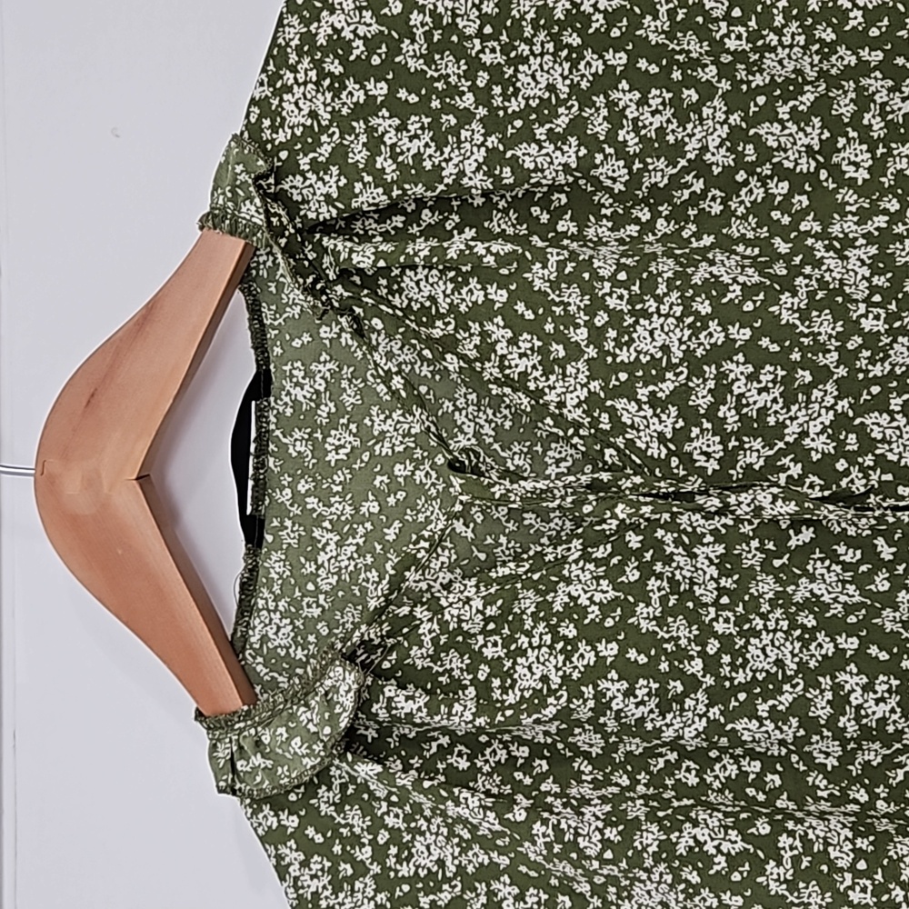 Top - Floral Print - Picture 2 of 6